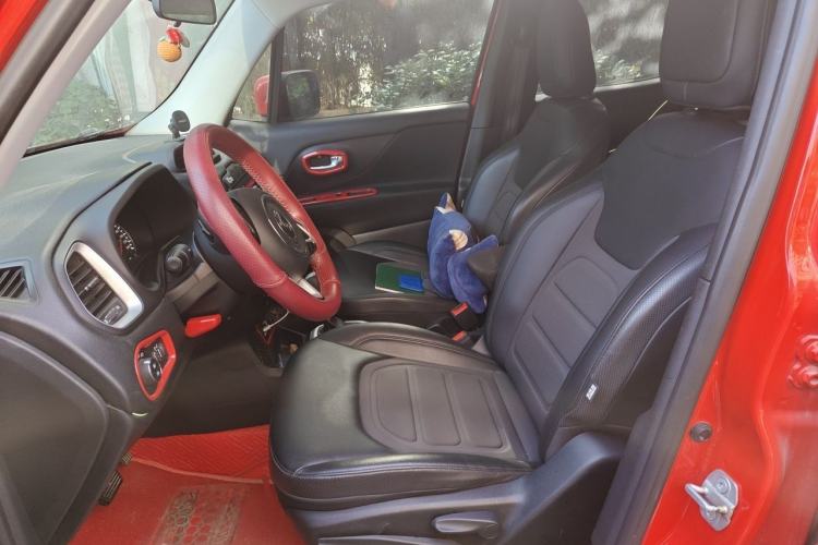 Used Jeep Renegade 2019 220T Automatic Leading Edition Left Front Seat