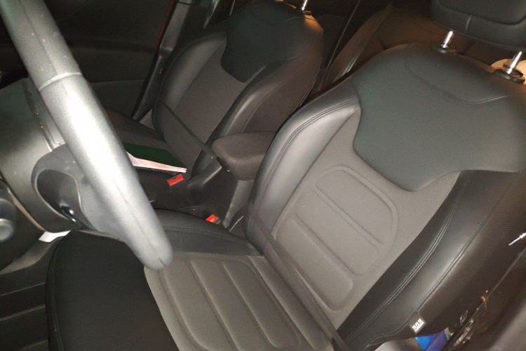 Used Jeep Renegade 2019 220T Automatic Leading Edition Left Front Seat
