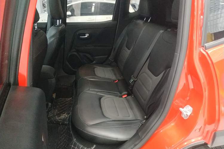 Used Jeep Renegade 2019 220T Automatic Leading Edition Left Rear Seat