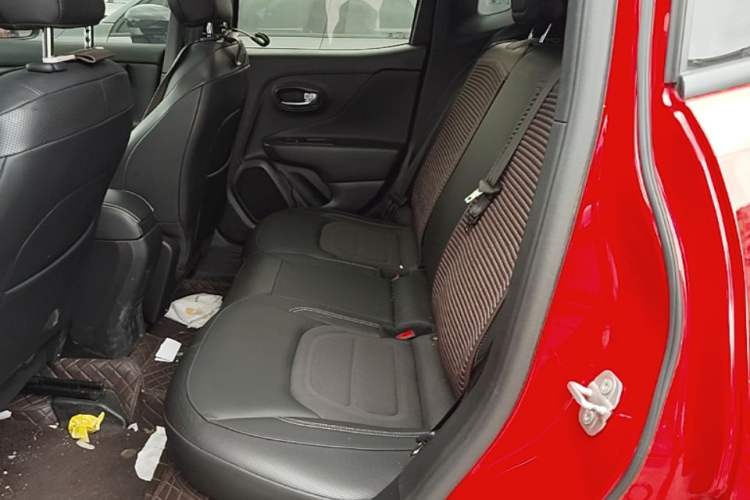 Used Jeep Renegade 2019 220T Automatic Elite Edition Left Rear Seat