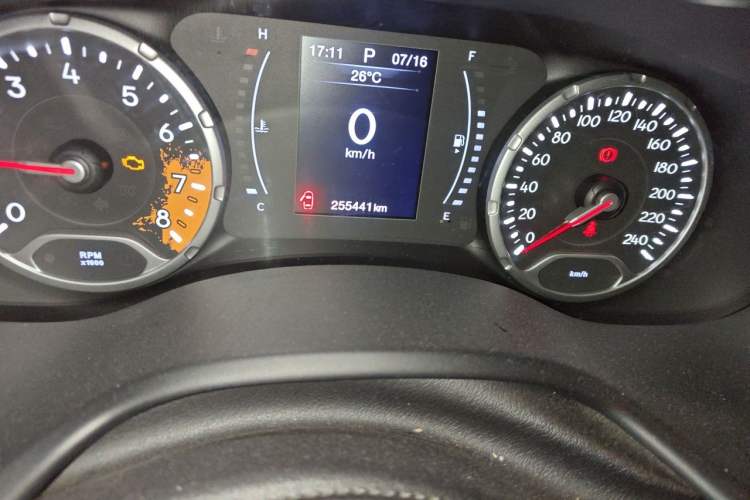 Used Jeep Renegade 2019 220T Automatic Elite Edition Odometer Close Up