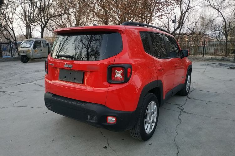 Used Jeep Renegade 2019 220T Automatic Leading Edition Rear Right 45 Deg