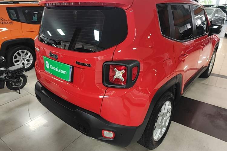 Used Jeep Renegade 2019 220T Automatic Elite Edition Rear Right 45 Deg