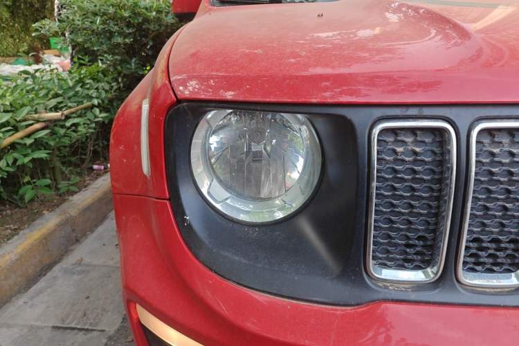 Used Jeep Renegade 2019 220T Automatic Leading Edition Right Front Headlight