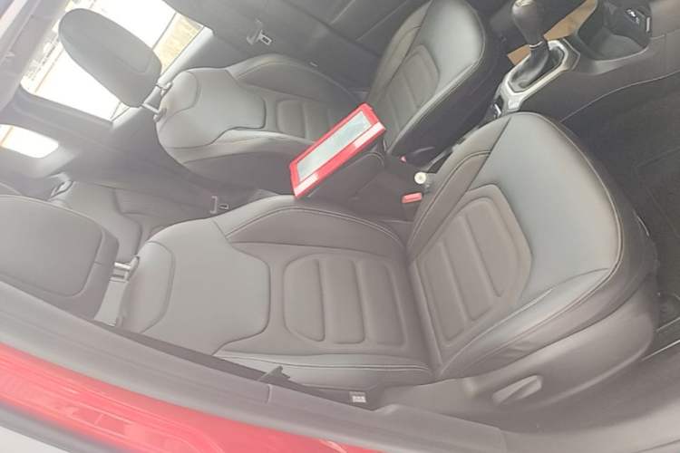 Used Jeep Renegade 2019 220T Automatic Elite Edition Right Front Seat