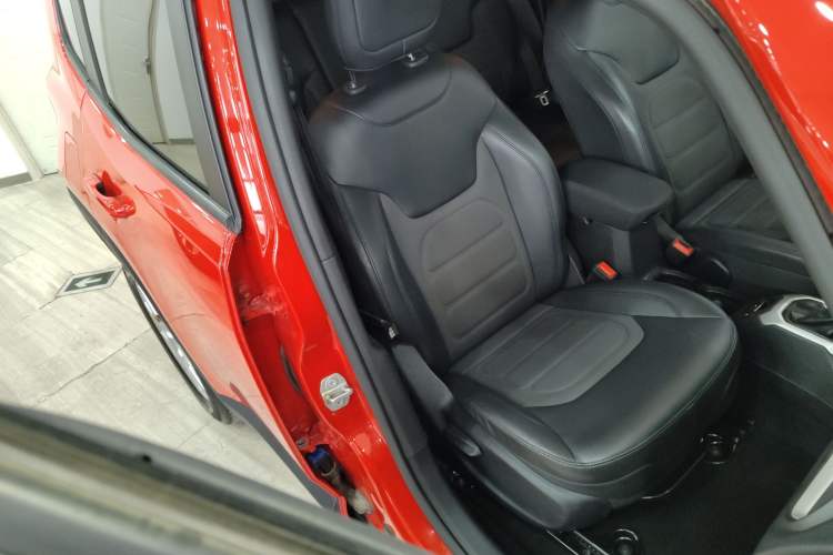 Used Jeep Renegade 2019 220T Automatic Leading Edition Right Front Seat