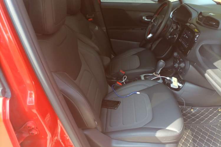 Used Jeep Renegade 2019 220T Automatic Leading Edition Right Front Seat