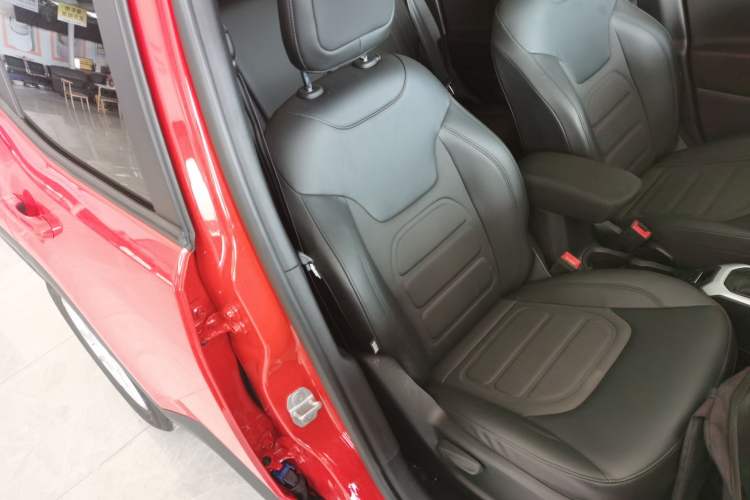 Used Jeep Renegade 2019 220T Automatic Leading Edition Right Front Seat