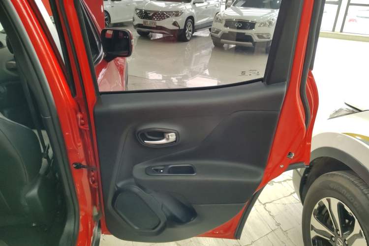 Used Jeep Renegade 2019 220T Automatic Leading Edition Right Rear Door Interior