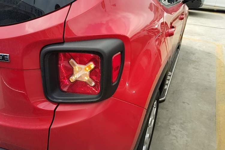Used Jeep Renegade 2019 220T Automatic Elite Edition Right Rear Taillight