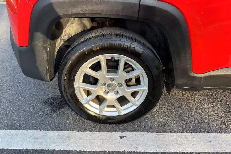 Used Jeep Renegade 2019 220T Automatic Elite Edition Right Rear Wheel Hub