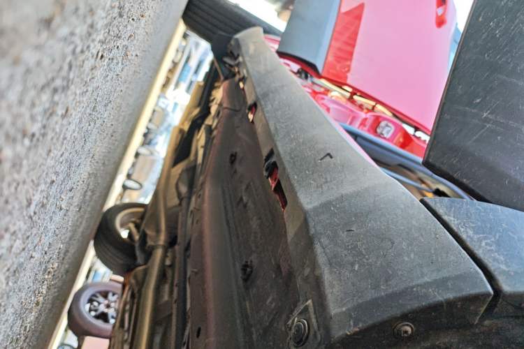 Used Jeep Renegade 2019 220T Automatic Leading Edition Right Side Sill
