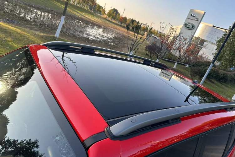 Used Jeep Renegade 2019 220T Automatic Elite Edition Roof