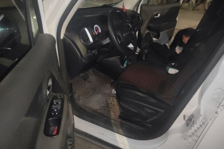 Used Jeep Renegade 2019 220T Automatic Leading Edition Driver Seat