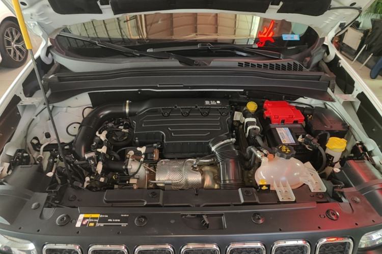 Used Jeep Renegade 2019 220T Automatic Leading Edition Engine Bay