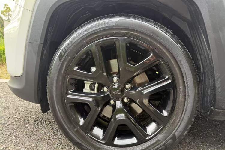 Used Jeep Renegade 2019 220T Automatic Night Eagle Edition Exterior 7