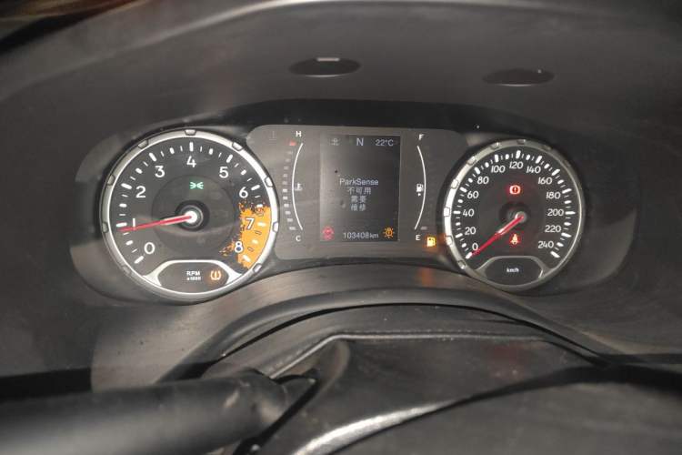 Used Jeep Renegade 2019 220T Automatic Leading Edition Instrument Cluster