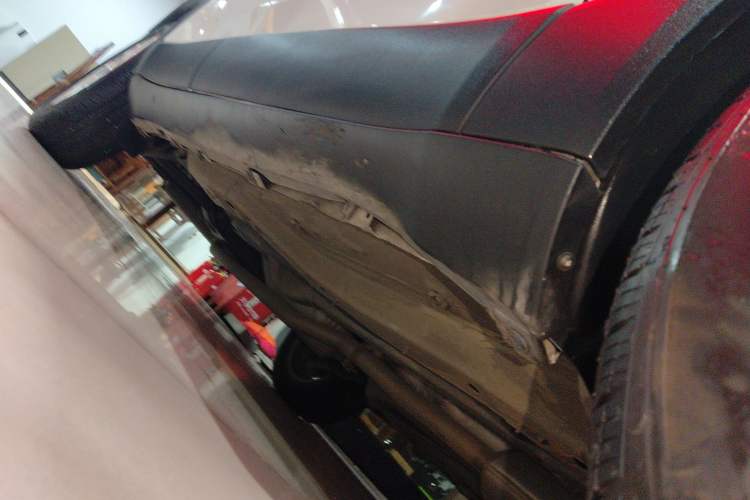 Used Jeep Renegade 2019 220T Automatic Leading Edition Right Side Sill