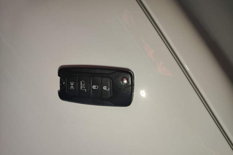 Used Jeep Renegade 2019 220T Automatic Leading Edition Vehicle Key