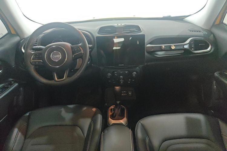 Used Jeep Renegade 2019 220T Automatic Elite Edition Center Console
