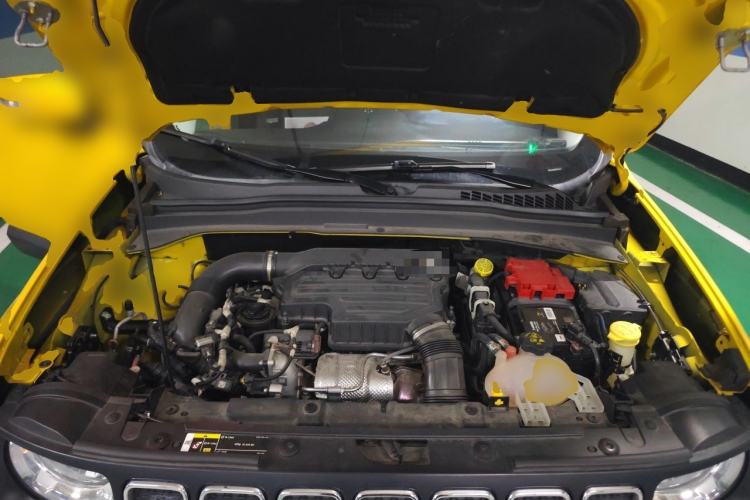 Used Jeep Renegade 2019 220T Automatic Leading Edition Engine Bay