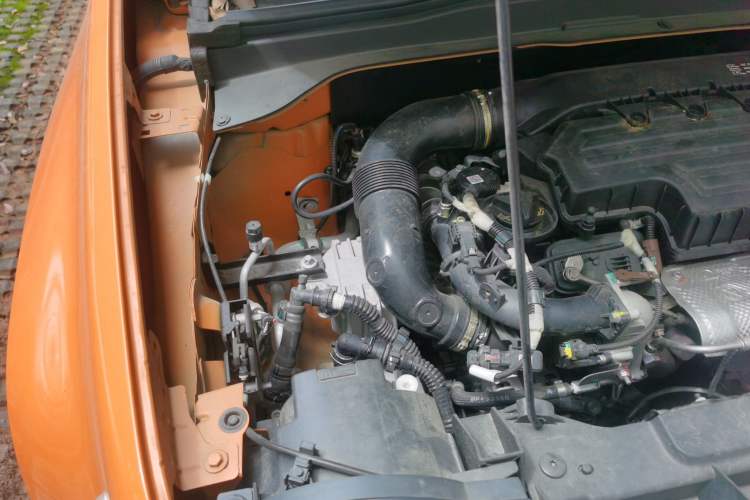Used Jeep Renegade 2019 220T Automatic Leading Edition Engine Bay Right