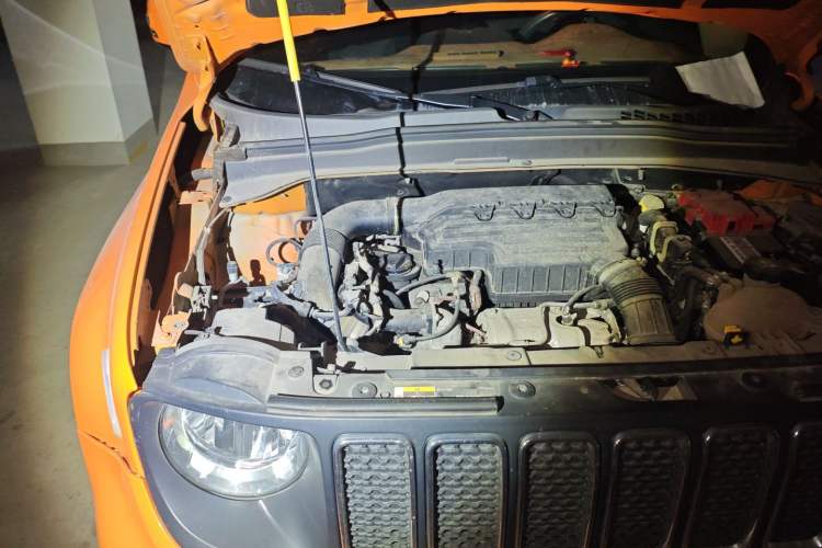 Used Jeep Renegade 2019 220T Automatic Leading Edition Engine Bay Right