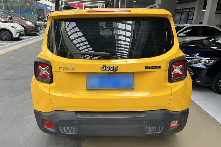 Used Jeep Renegade 2019 220T Automatic Leading Edition Exterior 3