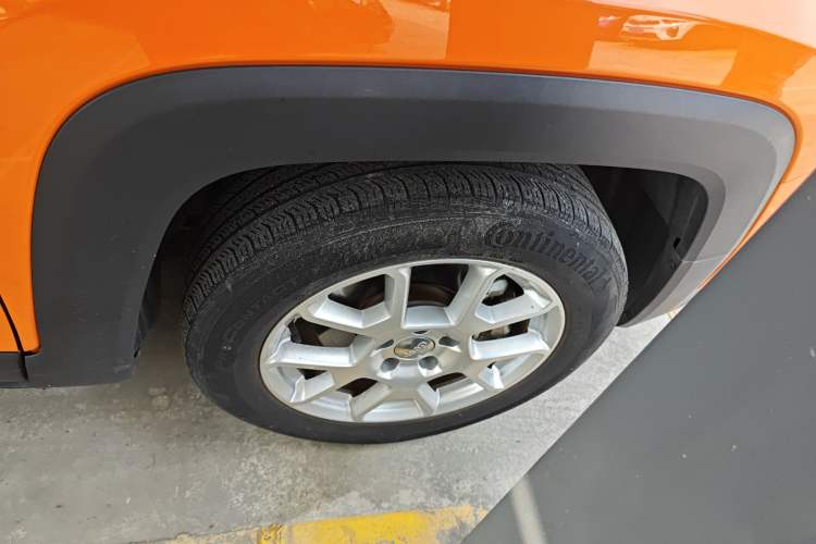 Used Jeep Renegade 2019 220T Automatic Elite Edition Exterior 7