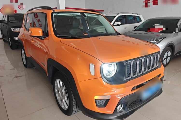 Used Jeep Renegade 2019 220T Automatic Leading Edition Front Right 45 Deg