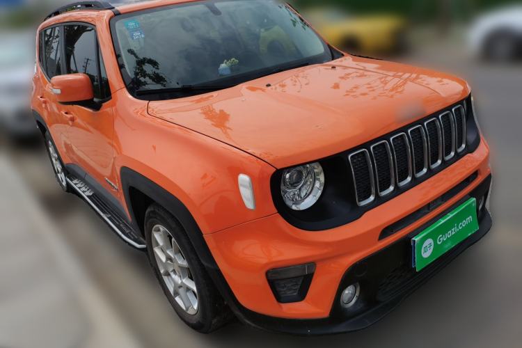Used Jeep Renegade 2019 220T Automatic Leading Edition Front Right 45 Deg
