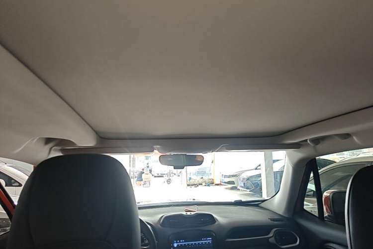 Used Jeep Renegade 2019 220T Automatic Leading Edition Headliner