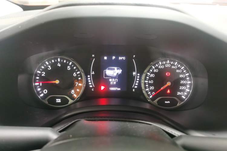 Used Jeep Renegade 2019 220T Automatic Leading Edition Instrument Cluster
