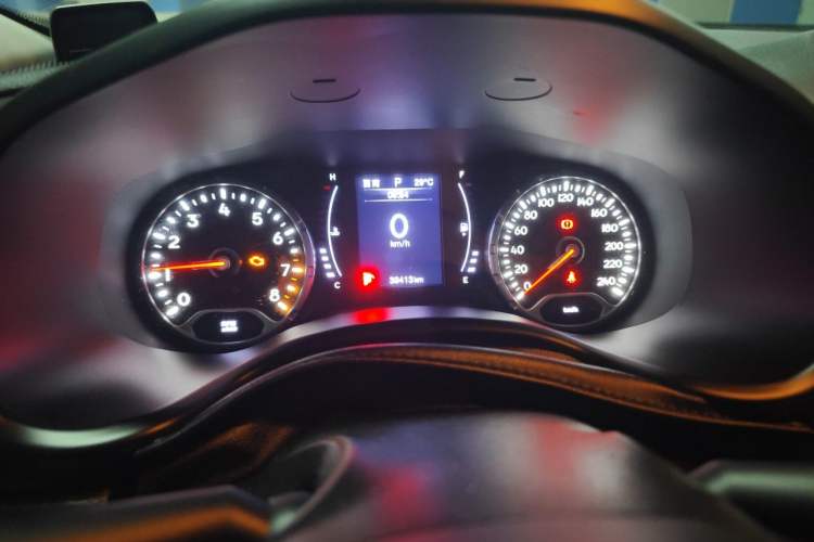 Used Jeep Renegade 2019 220T Automatic Leading Edition Instrument Cluster