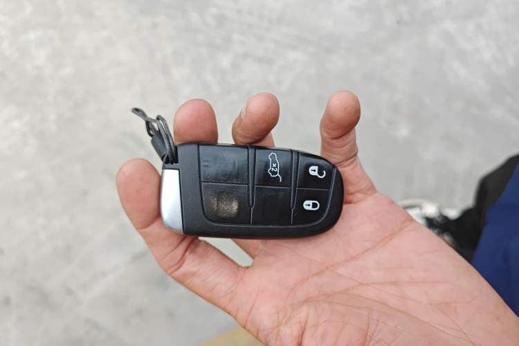 Used Jeep Renegade 2019 220T Automatic Elite Edition Interior 1