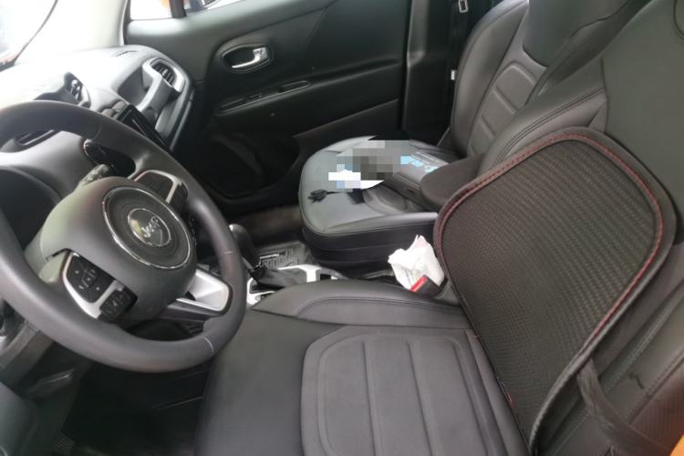 Used Jeep Renegade 2019 220T Automatic Leading Edition Left Front Seat