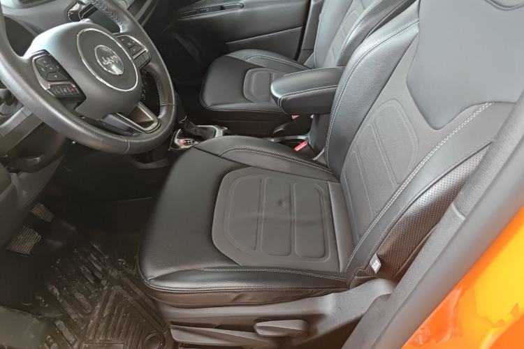Used Jeep Renegade 2019 220T Automatic Elite Edition Left Front Seat