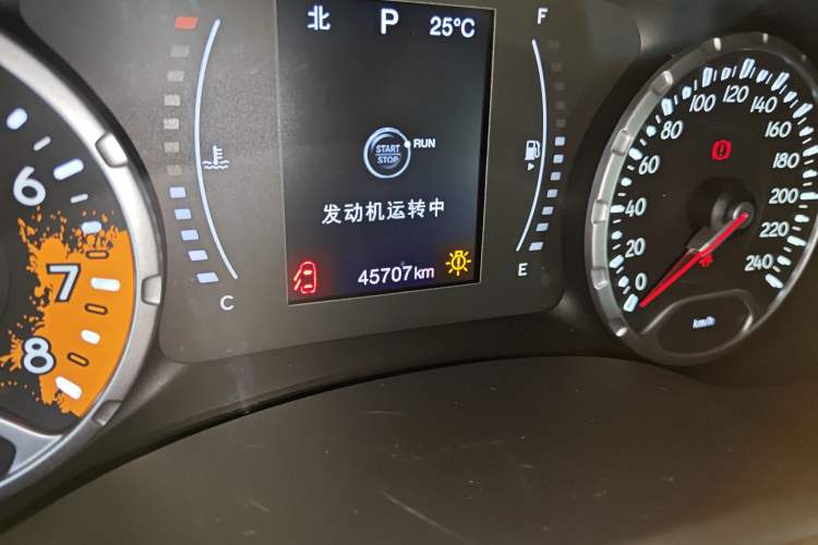 Used Jeep Renegade 2019 220T Automatic Elite Edition Odometer Close Up
