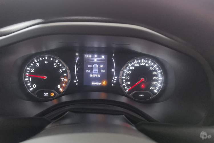 Used Jeep Renegade 2019 220T Automatic Leading Edition Odometer Close Up