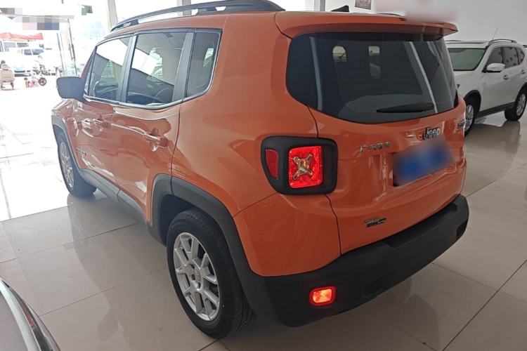 Used Jeep Renegade 2019 220T Automatic Leading Edition Rear Left 45 Deg