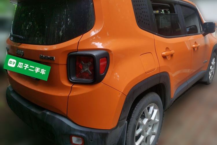 Used Jeep Renegade 2019 220T Automatic Leading Edition Rear Right 45 Deg