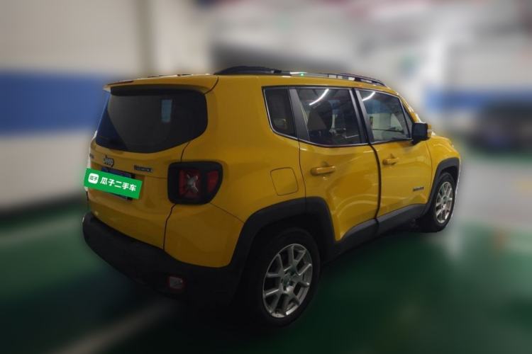 Used Jeep Renegade 2019 220T Automatic Leading Edition Rear Right 45 Deg