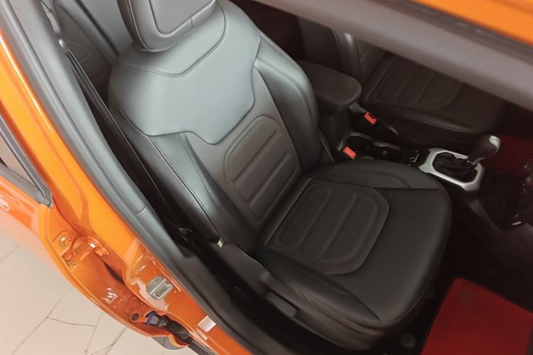 Used Jeep Renegade 2019 220T Automatic Leading Edition Right Front Seat