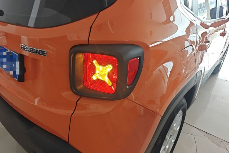 Used Jeep Renegade 2019 220T Automatic Leading Edition Right Rear Taillight