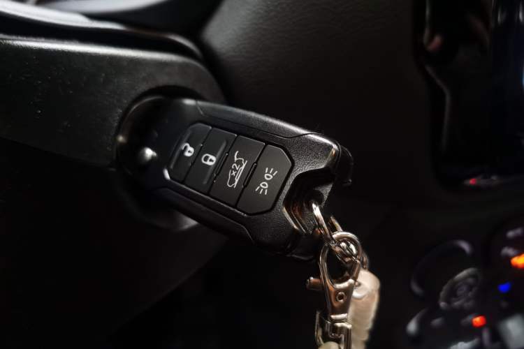 Used Jeep Renegade 2019 220T Automatic Leading Edition Vehicle Key