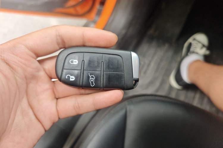 Used Jeep Renegade 2019 220T Automatic Elite Edition Vehicle Key