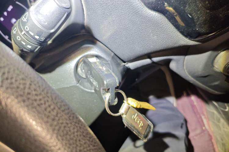 Used Jeep Renegade 2019 220T Automatic Leading Edition Vehicle Key