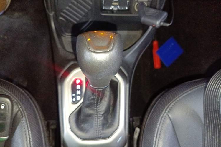 Used Jeep Renegade 2021 220T Automatic Elite Edition Gear Lever