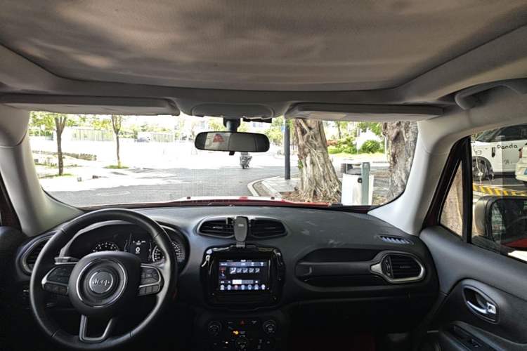 Used Jeep Renegade 2021 220T Automatic Elite Edition Headliner