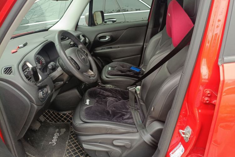 Used Jeep Renegade 2021 220T Automatic Elite Edition Left Front Seat